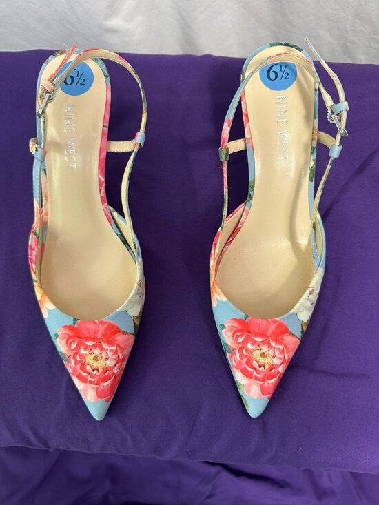 Nine West Shoes - NWOT Nine West Floral Pointed Toe Slingback Kitten Heels